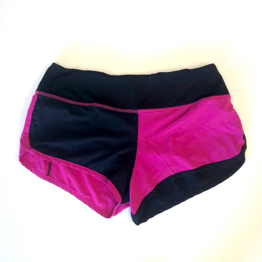 rabbit catch me if you can shorts women’s small